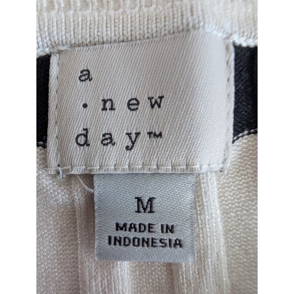 Black N White Stripe Overly Long Sleeve Sweater Sz M Witchy Emo Whimsygoth - Picture 2 of 6